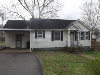 Foreclosed Home - 202 MOORE AVE, 37167