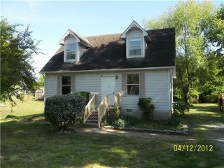 Foreclosed Home - 106 WINDELLWOOD CIR, 37167