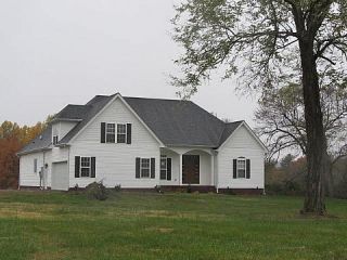 Foreclosed Home - 238 GEORGE AKINS RD, 37186