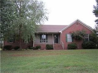Foreclosed Home - 305 CHERRY LN, 37188