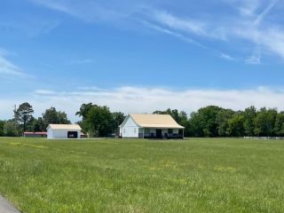 Foreclosed Home - 120 BO RD, 37191