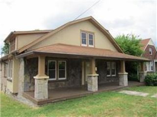 Foreclosed Home - 901 26TH AVE N, 37208