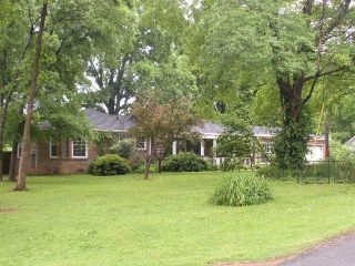 Foreclosed Home - 1204 EASTDALE AVE, 37216