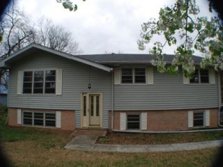 Foreclosed Home - 537 CASTLEGATE DR, 37217