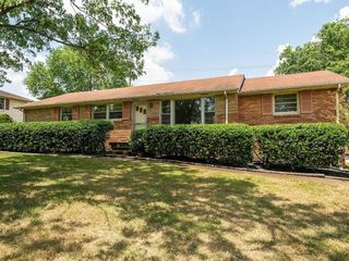 Foreclosed Home - 5129 REGENT DR, 37220