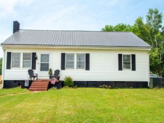 Foreclosed Home - 112 S HILL ST, 37303