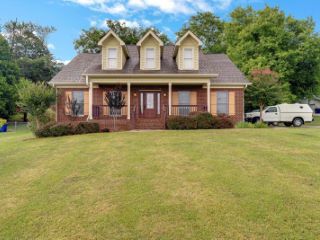 Foreclosed Home - 3924 GEORGETOWN RD NW, 37312