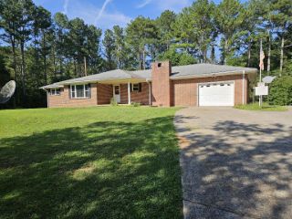 Foreclosed Home - 110 PINECREST DR, 37317