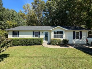 Foreclosed Home - 876 INDIAN HILLS DR, 37321