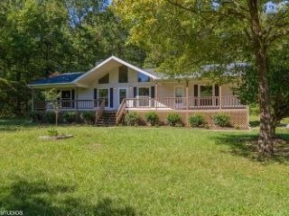 Foreclosed Home - 7857 SPOTTED OWL LN, 37336