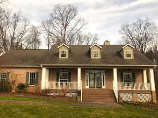 Foreclosed Home - 410 Mountain View Rd, 37354