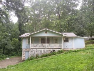 Foreclosed Home - 741 DOGWOOD DR, 37354