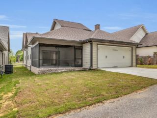 Foreclosed Home - 9281 SKYFALL DR, 37363