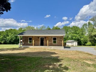 Foreclosed Home - 122 PORTER LN, 37381