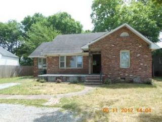 Foreclosed Home - 1402 WISDOM ST, 37406