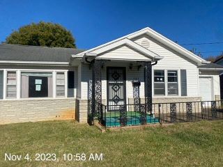 Foreclosed Home - 303 BETTIE ST, 37601