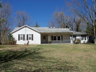 Foreclosed Home - 2912 W WALNUT ST, 37604