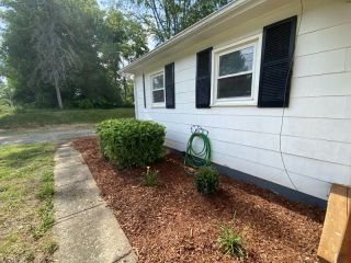 Foreclosed Home - 2202 INDIAN RIDGE RD, 37604