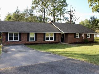 Foreclosed Home - 1002 GRACE DR, 37604