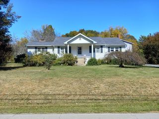 Foreclosed Home - 1005 ISLAND RD, 37617