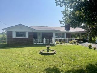 Foreclosed Home - 133 SCHOOL DR, 37617