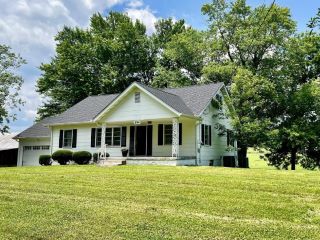 Foreclosed Home - 394 HOLSTON DR, 37617
