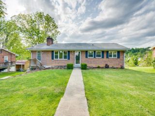 Foreclosed Home - 432 MERRIWOOD DR, 37620