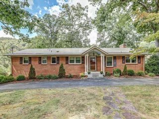 Foreclosed Home - 312 TIMBERLANE RD, 37620