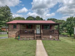 Foreclosed Home - 715 CHOCTAW DR, 37641
