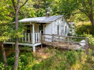 Foreclosed Home - 1435 HORSE CREEK PARK RD, 37641