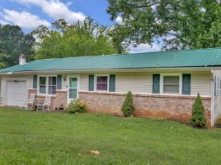 Foreclosed Home - 230 APPLE TREE LN, 37643