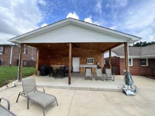 Foreclosed Home - 2415 BOB LITTLE RD, 37643