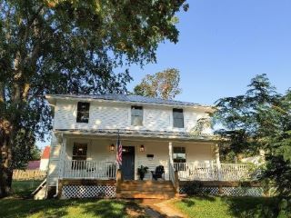 Foreclosed Home - 301 E K ST, 37643