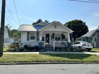 Foreclosed Home - 211 S MAIN ST, 37643