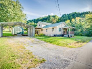 Foreclosed Home - 128 DOGTOWN RD, 37643