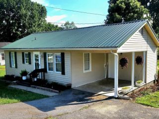 Foreclosed Home - 205 JEFFERSON AVE, 37645