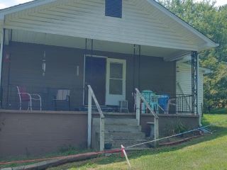 Foreclosed Home - 112 LYONS RD, 37658