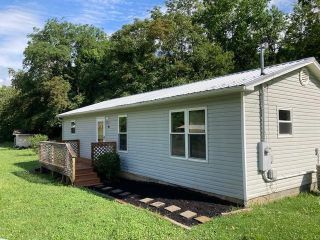 Foreclosed Home - 333 Clarks Creek Rd, 37659
