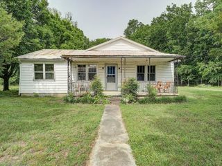 Foreclosed Home - 151 CLARKS CREEK RD, 37659