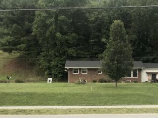 Foreclosed Home - 1001 W JACKSON BLVD, 37659