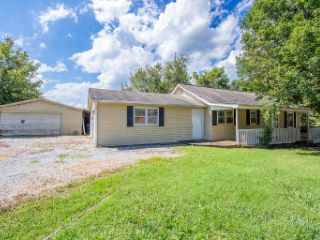 Foreclosed Home - 400 S CHEROKEE ST, 37659