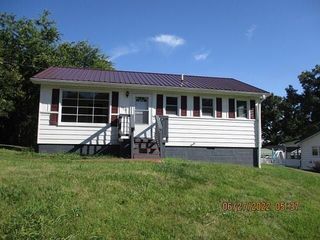 Foreclosed Home - 1313 MCGREGOR DR, 37660