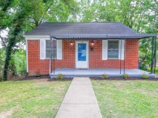 Foreclosed Home - 1128 MYRTLE ST, 37660