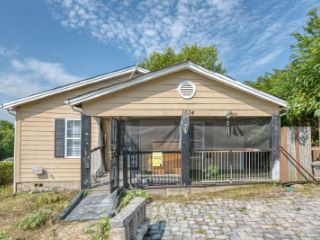 Foreclosed Home - 1034 E SEVIER AVE, 37660