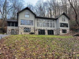Foreclosed Home - 805 WOODGREEN LN, 37660
