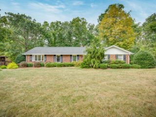 Foreclosed Home - 2516 ESSEX DR, 37660