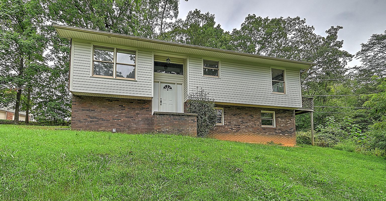 Foreclosed Home - 408 FOREST CIR, 37660
