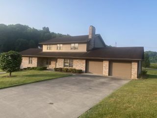 Foreclosed Home - 102 PICKENS CT, 37663