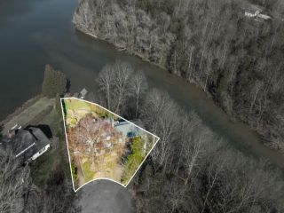 Foreclosed Home - 3612 LAKESHORE DR, 37663