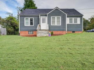 Foreclosed Home - 104 MILHORN RD, 37663